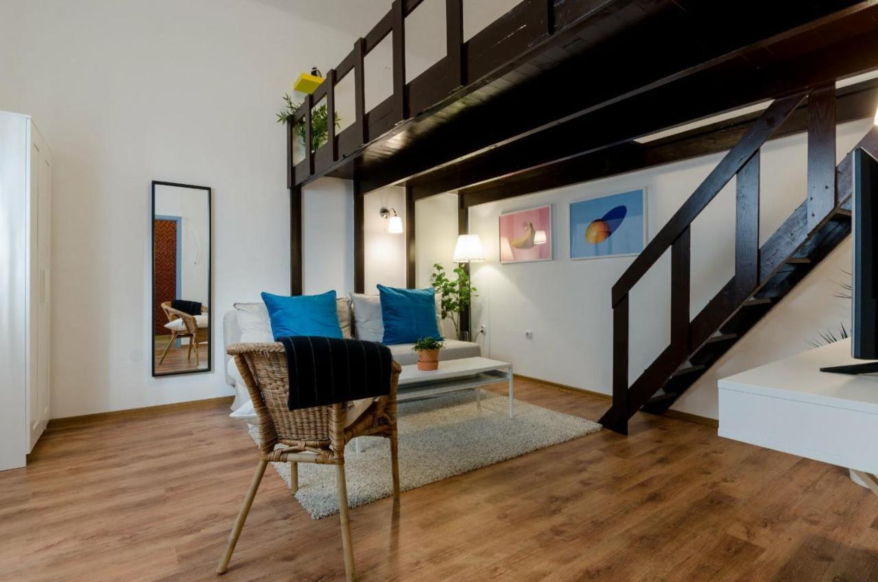 Quiet Cozy Apartment In Party Street E1 Budapeşte Dış mekan fotoğraf